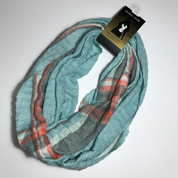 NWT Tri-Coastal Design Large Infinity Scarf - Picture 3 of 6